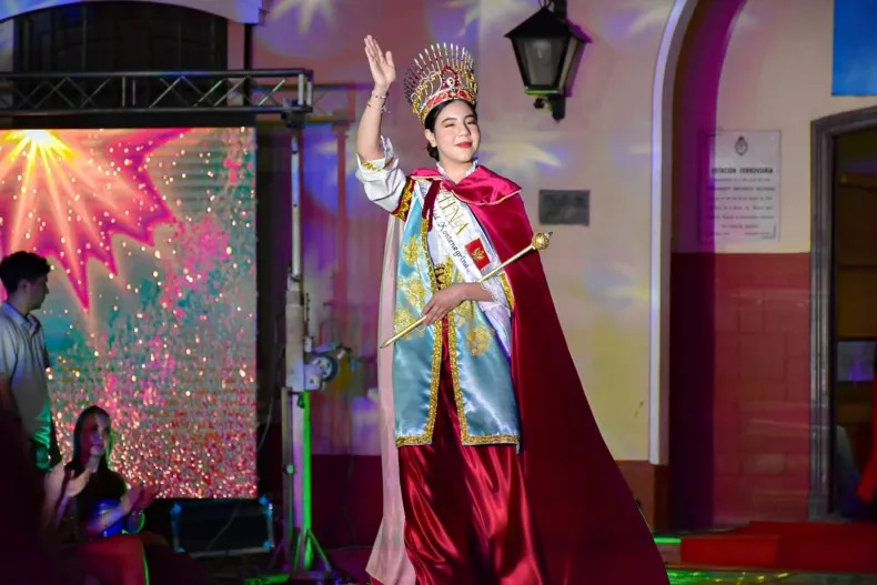 SAENZ PEÑA CELEBRÓ LA MODA LOCAL CON GRAN DESFILE