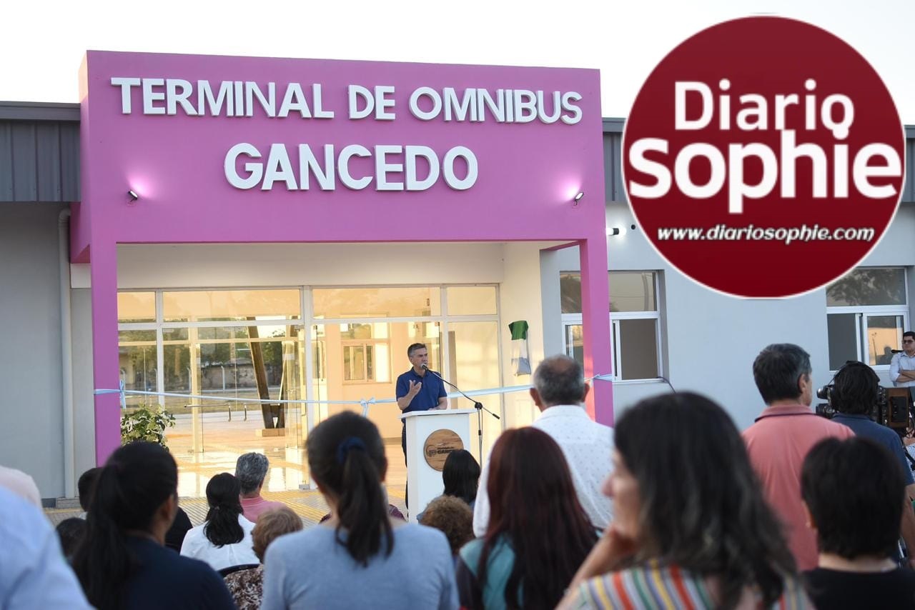GANCEDO: EL GOBERNADOR ZDERO INAUGURÓ LA NUEVA TERMINAL DE ÓMNIBUS.