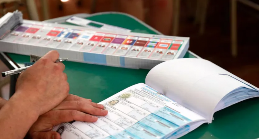 EN CHACO VOTÓ EL 57,5% DEL PADRÓN HASTA LAS 18, SEGÚN EL COMANDO ELECTORAL
