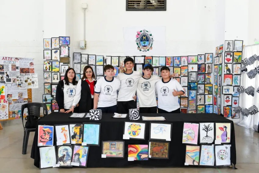 SE REALIZÓ LA FERIA DE EDUCACIÓN ARTÍSTICA 