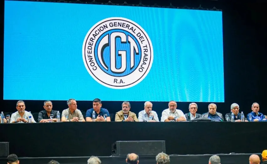CON UN CHAQUEÑO EN EL SECRETARIADO, LOS DIRIGENTES QUE INTEGRAN LA CONDUCCIÓN DE LA CGT