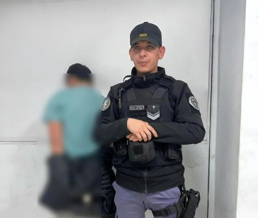 CHARATA: QUISO EVADIR UN CONTROL, GOLPEÓ A UN POLICÍA Y TERMINÓ DETENIDO