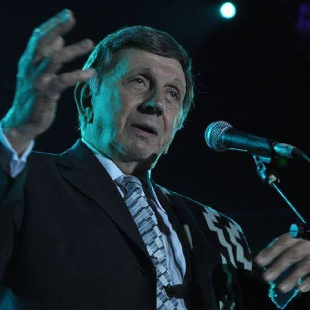 LANDRISCINA FUE HOMENAJEADO EN EL SENADO Y PIDIÓ MANTENER VIVA LA MEMORIA DE MALVINAS