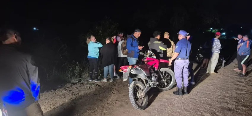 ENCONTRARON SANO Y SALVO A JOVEN BUSCADO EN BARRANQUERAS CERCA DEL TERRAPLÉN