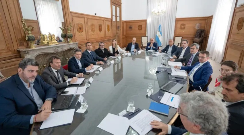 ÚLTIMO ENCUENTRO DEL CONSEJO DE MAYO SIN EL BORRADOR DE LA REFORMA LABORAL