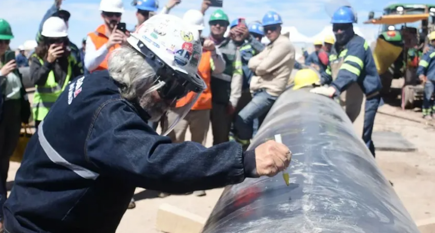 FINALIZARON LA UNIÓN DEL OLEODUCTO QUE CONECTARÁ VACA MUERTA CON EL ATLÁNTICO