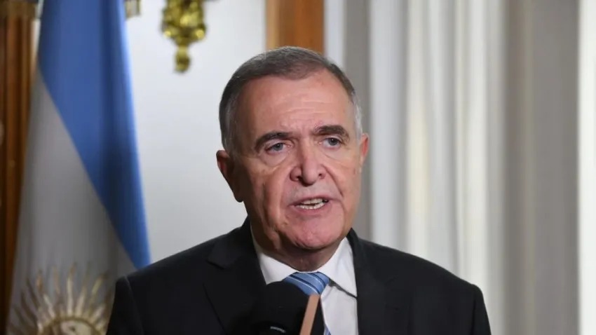 UN GOBERNADOR PERONISTA RESPALDÓ LA ACTUALIZACIÓN DE LEYES LABORALES QUE IMPULSA MILEI