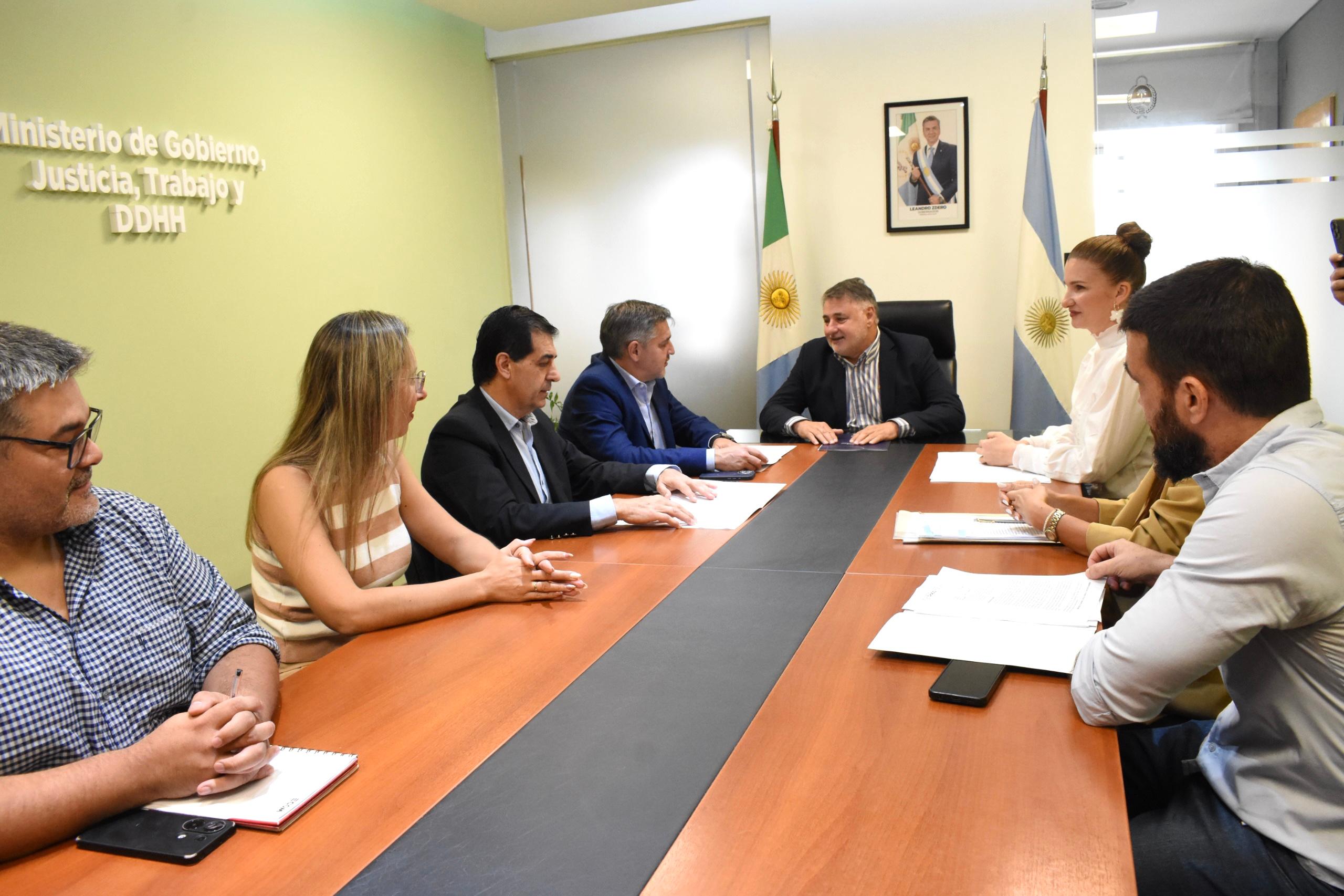 MODERNIZACIÓN HISTÓRICA: EL REGISTRO DE LA PROPIEDAD AHORA SERÁ 100% DIGITAL