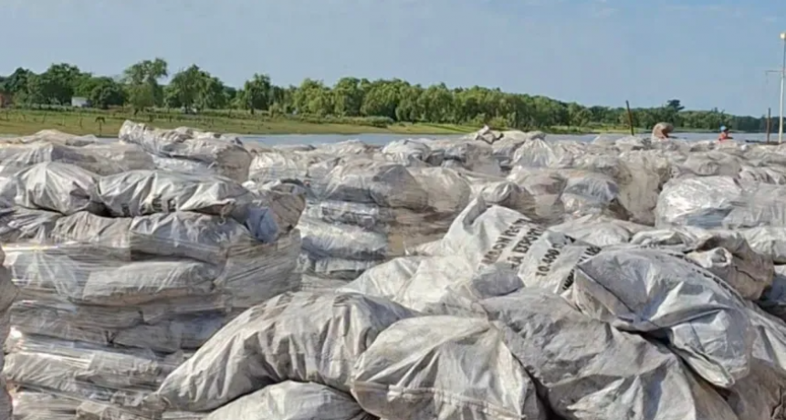 EL PUERTO DE BARRANQUERAS ENVIÓ 25 TONELADAS DE CARBÓN CHAQUEÑO A ESTADOS UNIDOS