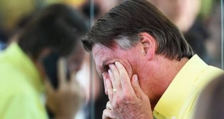 BRASIL: LA CORTE CONFIRMÓ QUE BOLSONARO INTENTÓ DAÑAR SU TOBILLERA ELECTRÓNICA