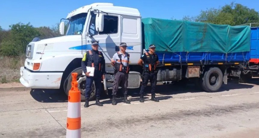 INCAUTAN UN CAMIÓN CON PEDIDO DE SECUESTRO ACTIVO POR HURTO AGRAVADO EN LA RUTA 16