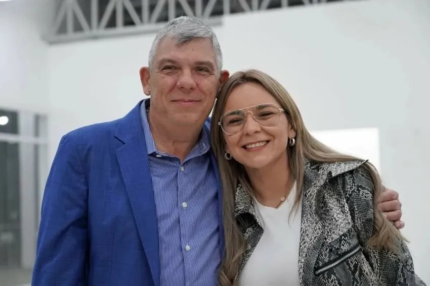 BENÍTEZ ASUMIRÁ LA INTENDENCIA DE BARRANQUERAS TRAS LA SALIDA DE MAGDA AYALA A DIPUTADOS